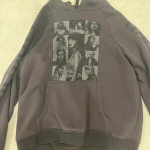 Black Graphic Men's Sweater